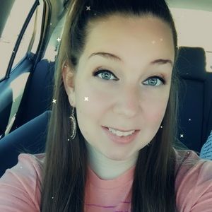 Meet your Posher, Delaney